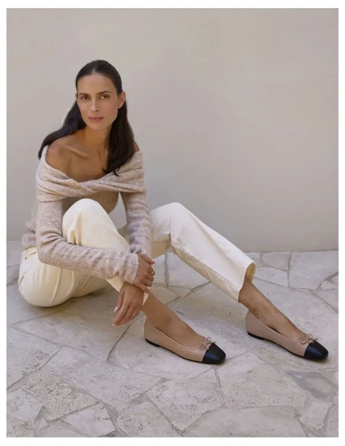 Marcs Trella Leather Ballet Flats in Black/Camel