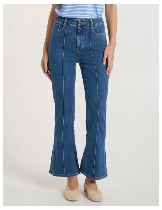 Marcs Dallas Bootleg Crop Jean Blue in Harbour Blue