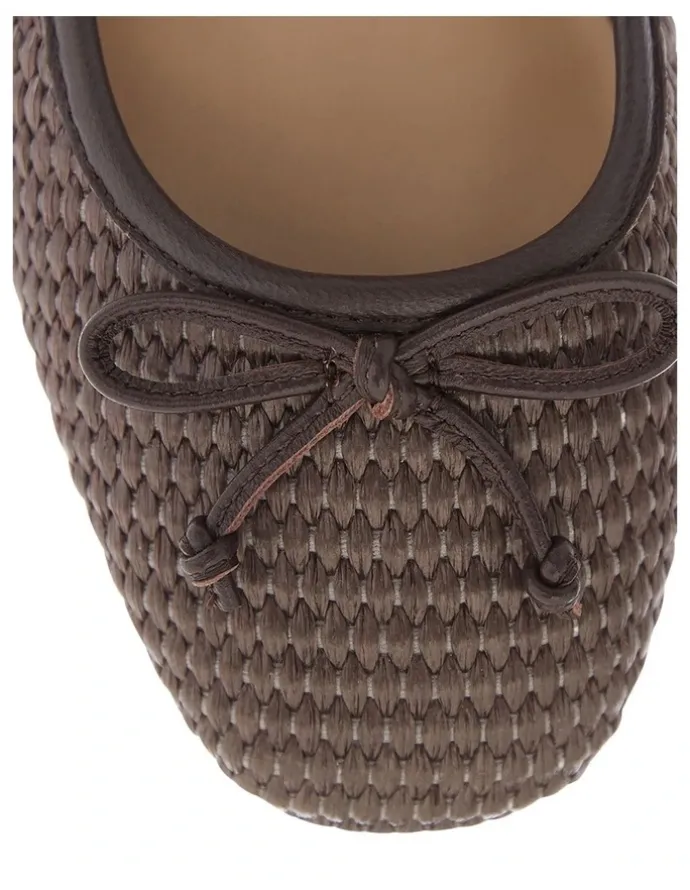 Marcs Tandem Ballet Flats in Chocolate Raffia