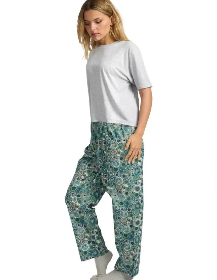 Mitch Dowd Mitch Dowd - Women's Floral Pyjama Set
