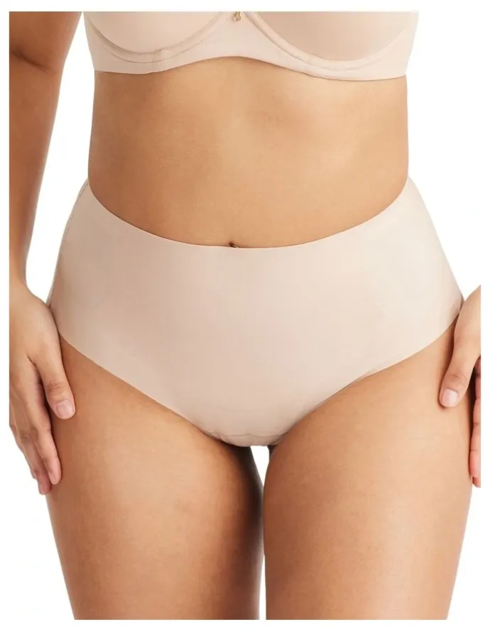 Nancy Ganz No VPL Waisted Thong in Beige