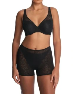 Natori Pretty Smooth Wired Full Coverage Contour Bra in Black