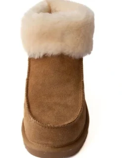 Naturally Sheepskins Slipper with a Plush Sheepskin Wool Cuff in Tan