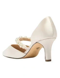 Nina Blair Heeled Shoes in Ivory