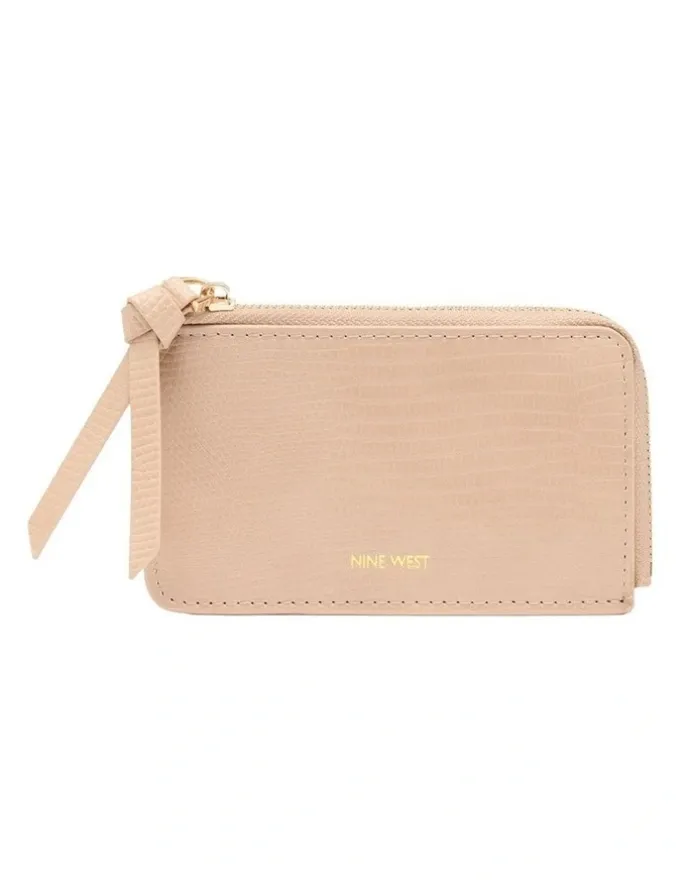 Nine West Jay Card Wallet in Natural