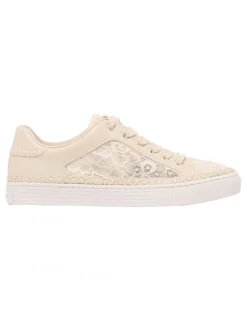 Nine West Singy Sneaker in Ivory