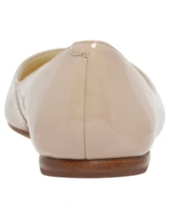 Nine West Speakup Flats
