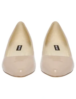 Nine West Speakup Flats