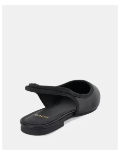 Novo Shoes Cassey Ballet Flats in Black