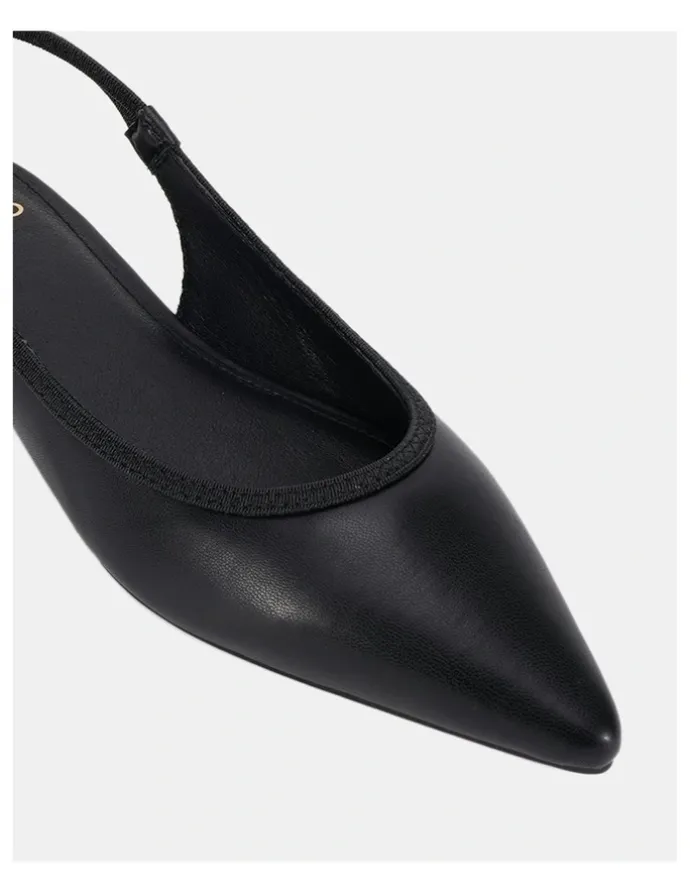 Novo Shoes Cassey Ballet Flats in Black