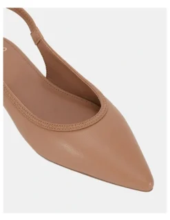 Novo Shoes Cassey Ballet Flats in Camel