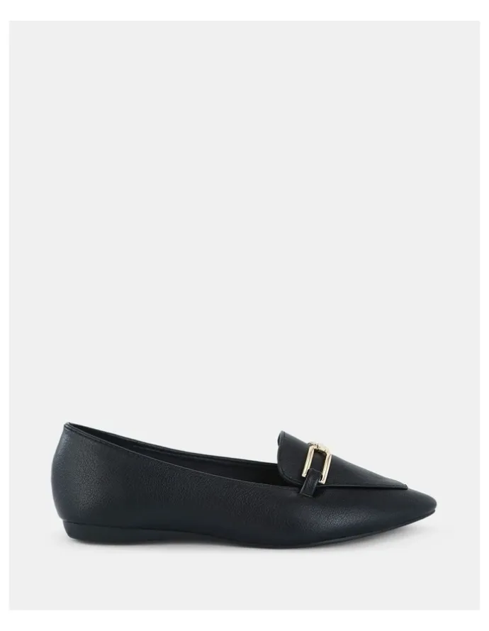 Novo Shoes Cremona Loafer Flats in Black