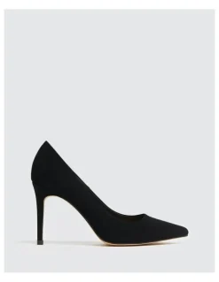 Novo Shoes Impossible Pumps in Black