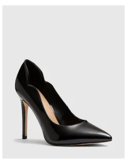 Novo Shoes Inisa Pumps in Black Patent