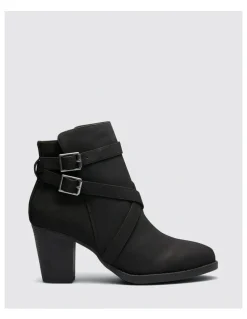 Novo Shoes Jorgie Boots in Black