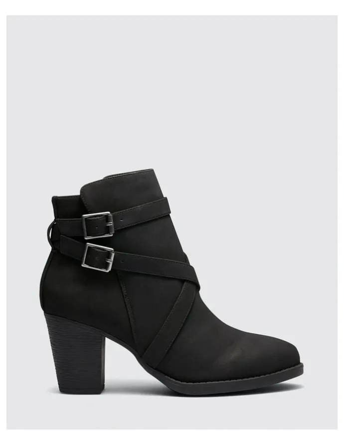 Novo Shoes Jorgie Boots in Black