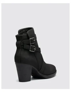 Novo Shoes Jorgie Boots in Black