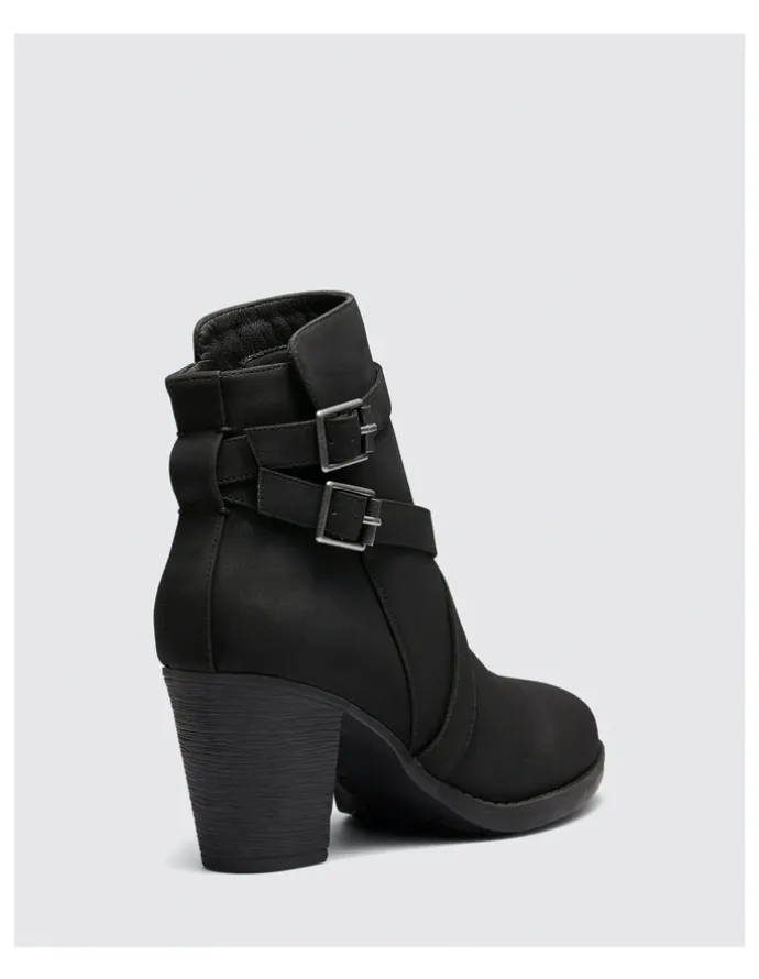 Novo Shoes Jorgie Boots in Black