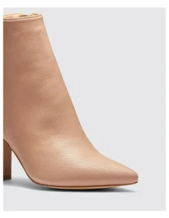 Novo Shoes Kaesha Boot in Almond