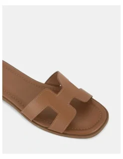 Novo Shoes Sachie Slides in Caramel