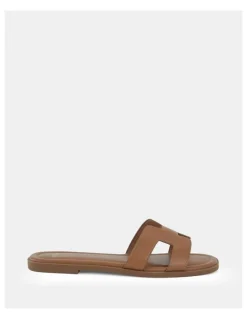 Novo Shoes Sachie Slides in Caramel
