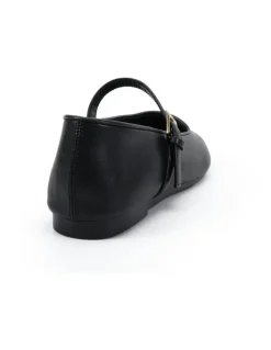 Novo Shoes Calmly Ballet Flats in Black