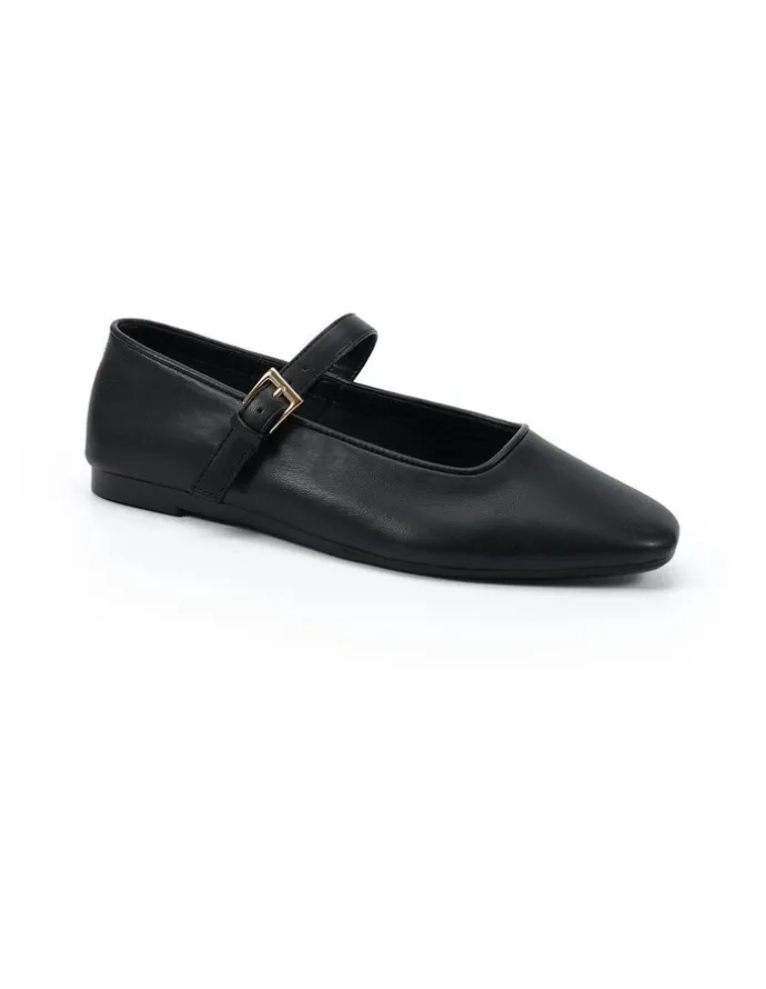 Novo Shoes Calmly Ballet Flats in Black