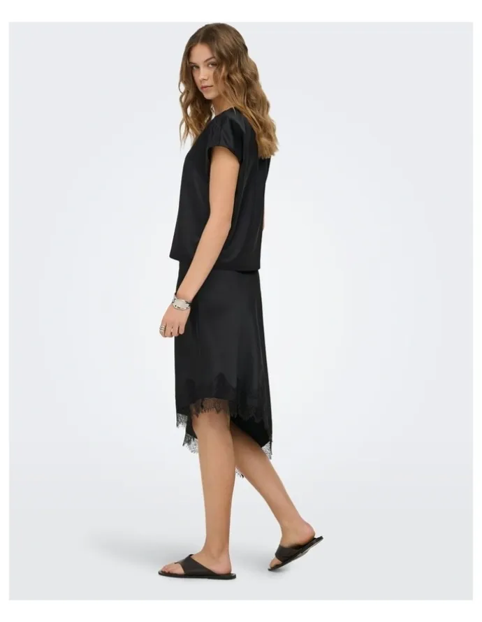 ONLY Faraya Skirt in Black