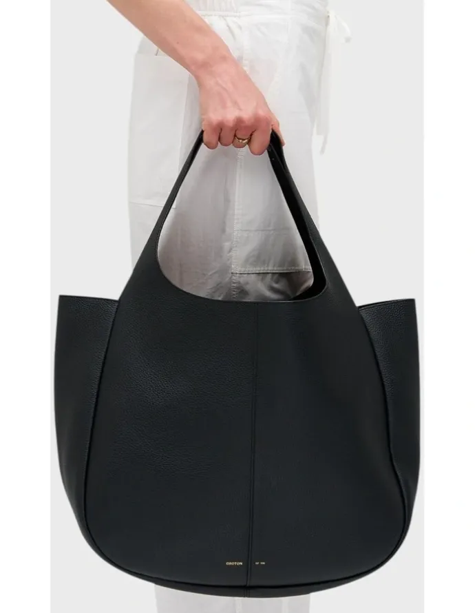 Oroton Emilia Large Tote in Black