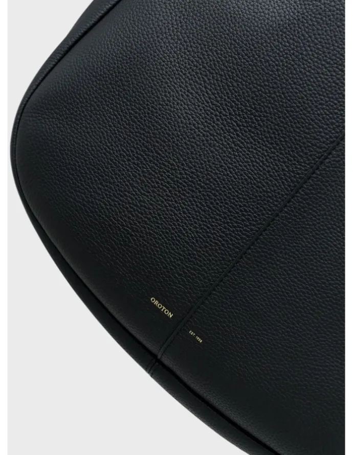 Oroton Emilia Large Tote in Black