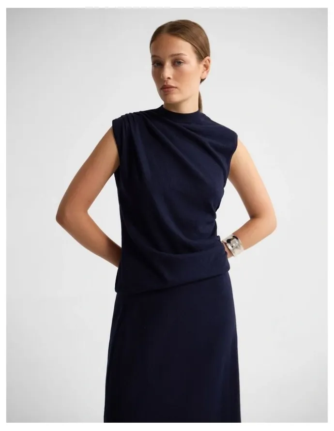 Oxford Adriana Cashmere Blend Top in Navy