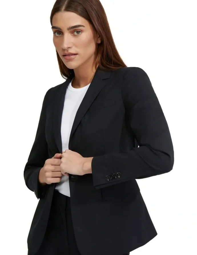 Oxford Alexa Wool Stretch Suit Jacket in Black