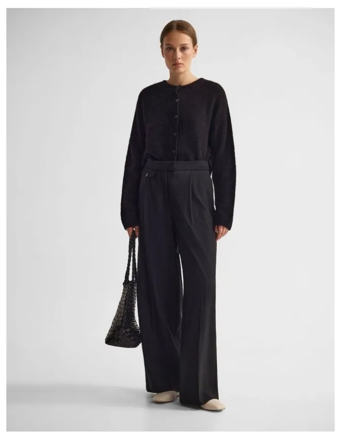 Oxford Belle Wool Pant in Black