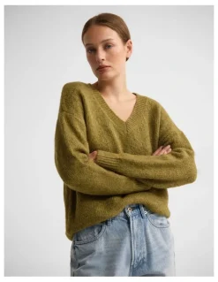 Oxford Bridgette Alpaca Blend V-Neck in Olive