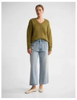 Oxford Bridgette Alpaca Blend V-Neck in Olive