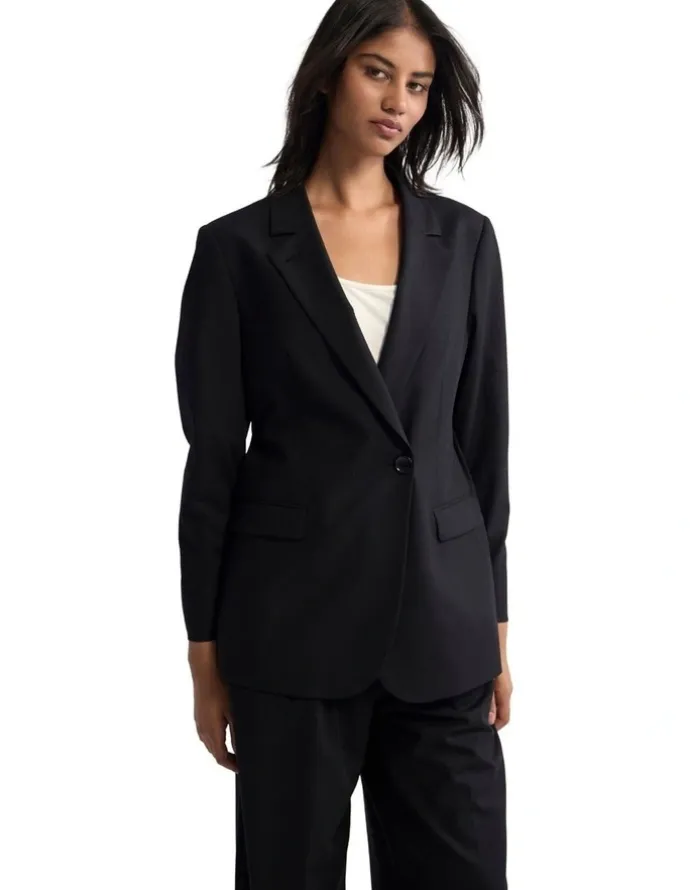 Oxford Calliope Blazer in Black