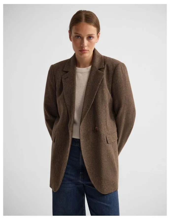 Oxford Calliope Blazer With Button Lapel