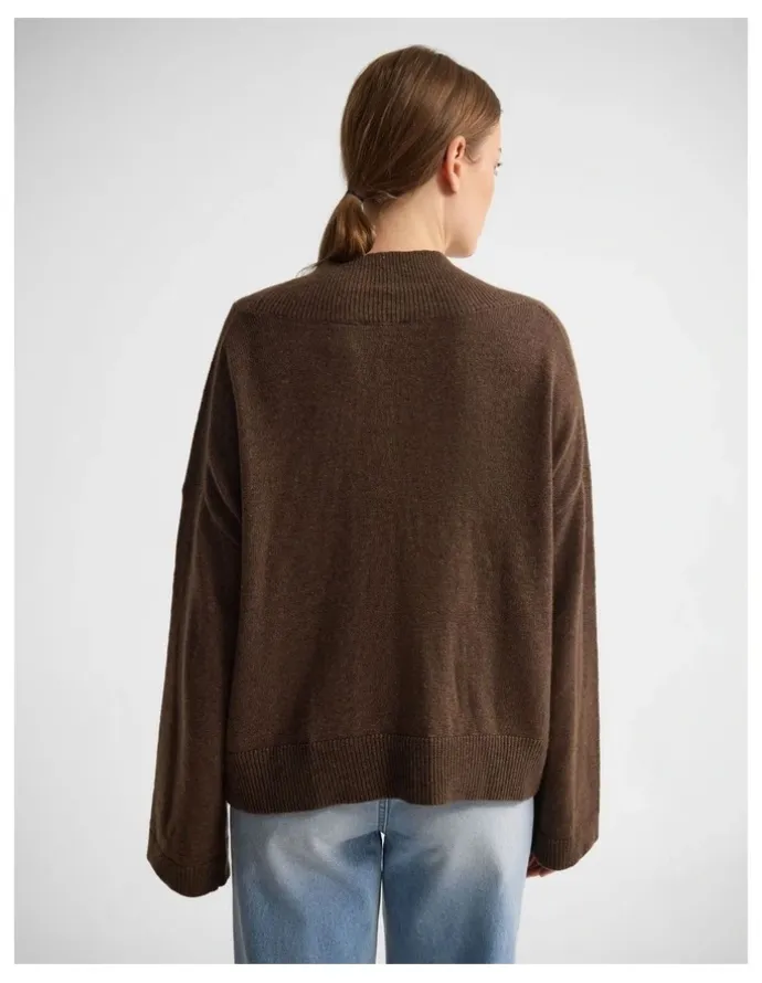 Oxford Camille V-Neck Wool Blend Knit in Chocolate