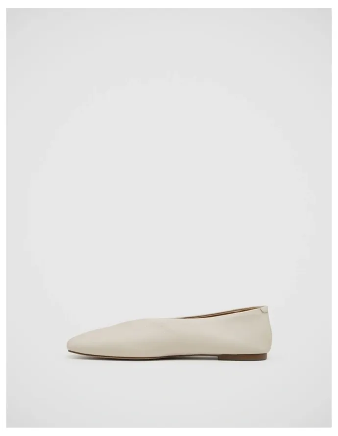 Oxford Dinah Ballet Flat Shoe in Plaster