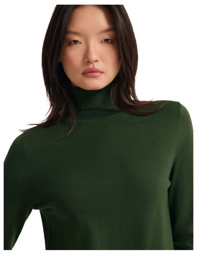 Oxford Ela Turtle Neck Jumper in Dark Green