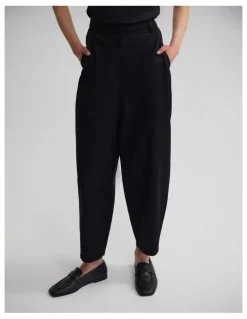 Oxford Etta Barrel Leg Cotton Pant in Black