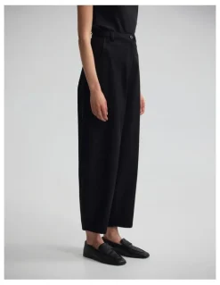 Oxford Etta Barrel Leg Cotton Pant in Black