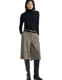 Oxford Kiera Suede Bermuda Shorts in Grey