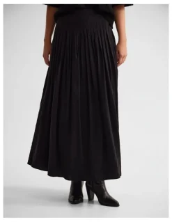 Oxford Lauren Pleated Skirt in Black