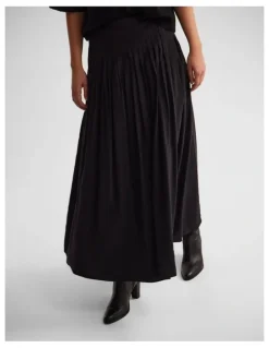 Oxford Lauren Pleated Skirt in Black