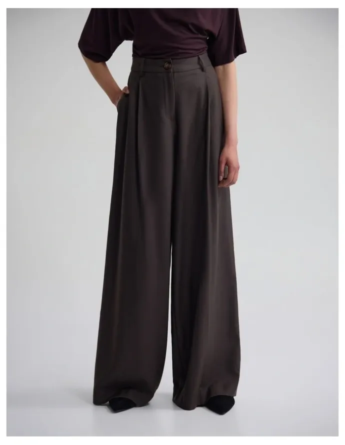 Oxford Margot Pure Wool Pant in Brown
