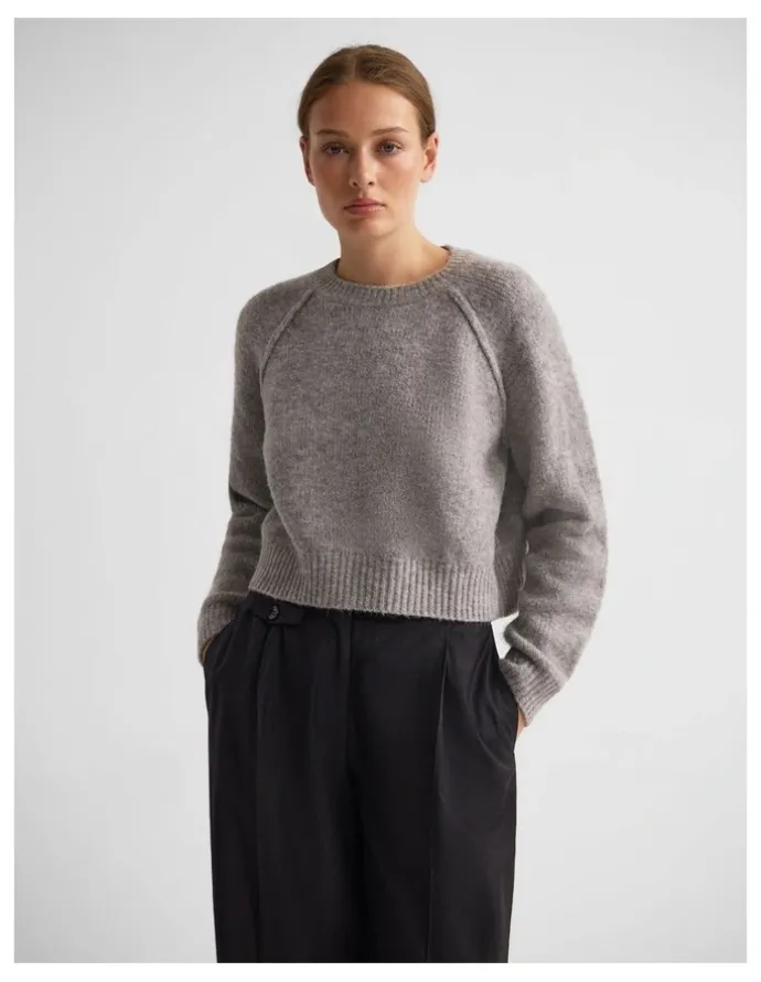 Oxford Mei Alpaca Blend Crew Neck in Grey