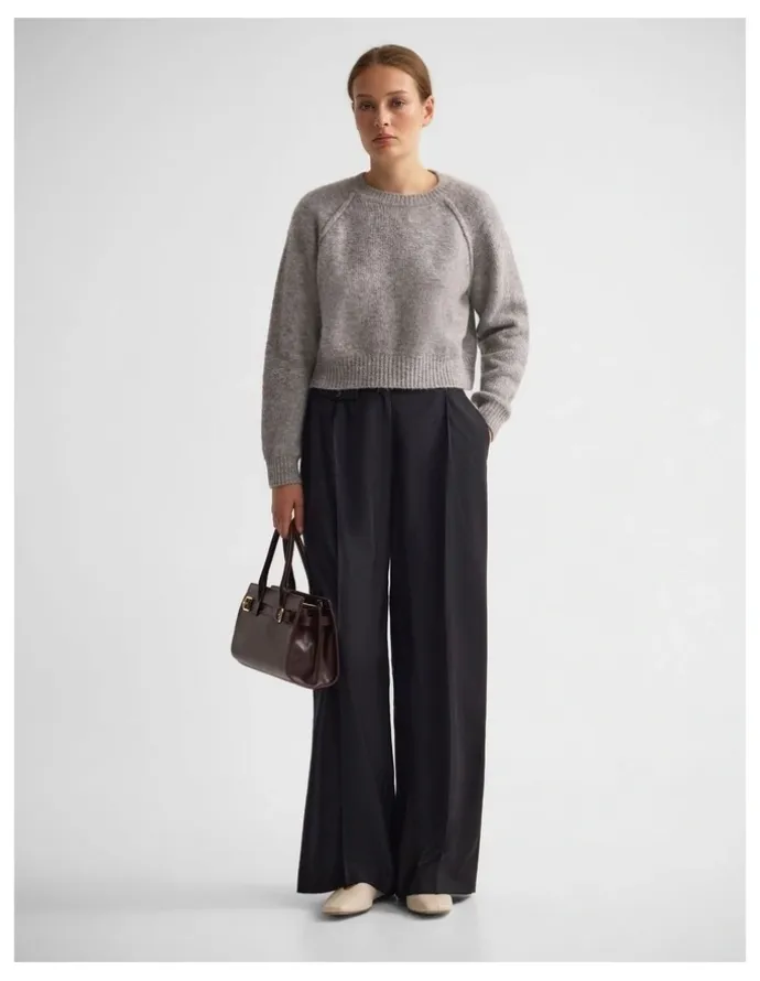 Oxford Mei Alpaca Blend Crew Neck in Grey
