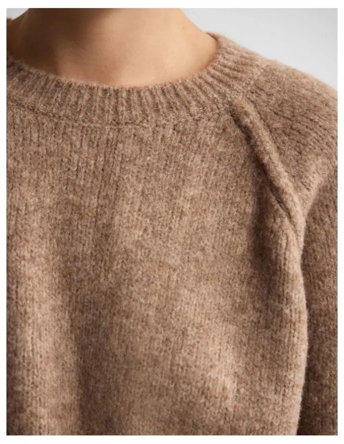 Oxford Mei Alpaca Blend Crew Neck in Brown