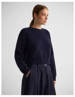 Oxford Mei Alpaca Blend Crew Neck in Navy